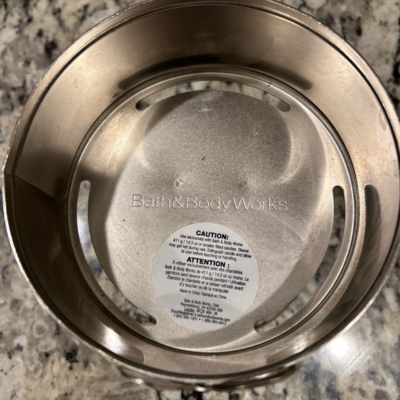 Bath and Body Works 3 Wick Candle Holder Glitter  Bow  Sparkle Pedestal - Picture 3 of 7